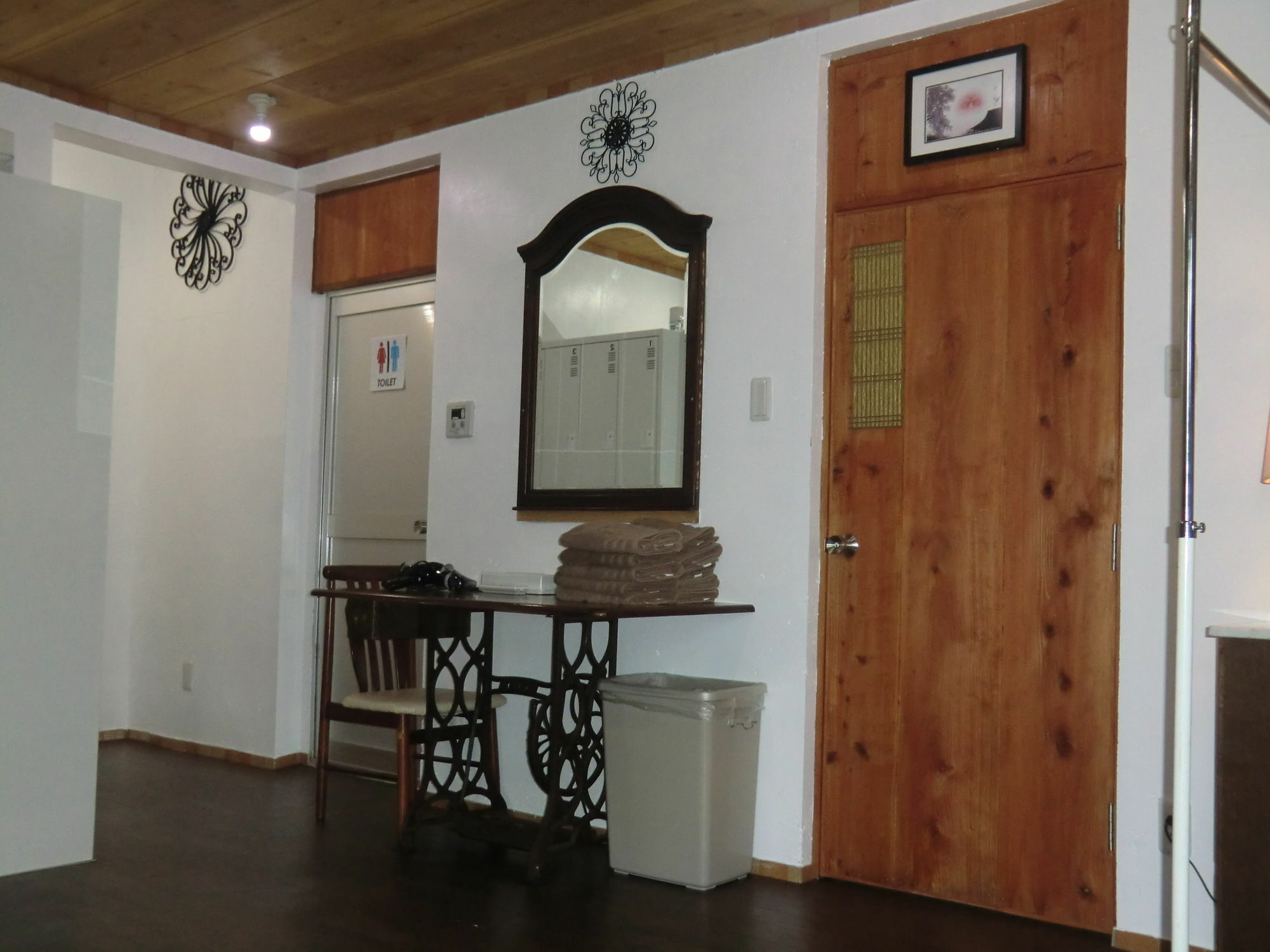 Holiday House Ryukyu-An "Music Hostel" Yomitan Exteriér fotografie